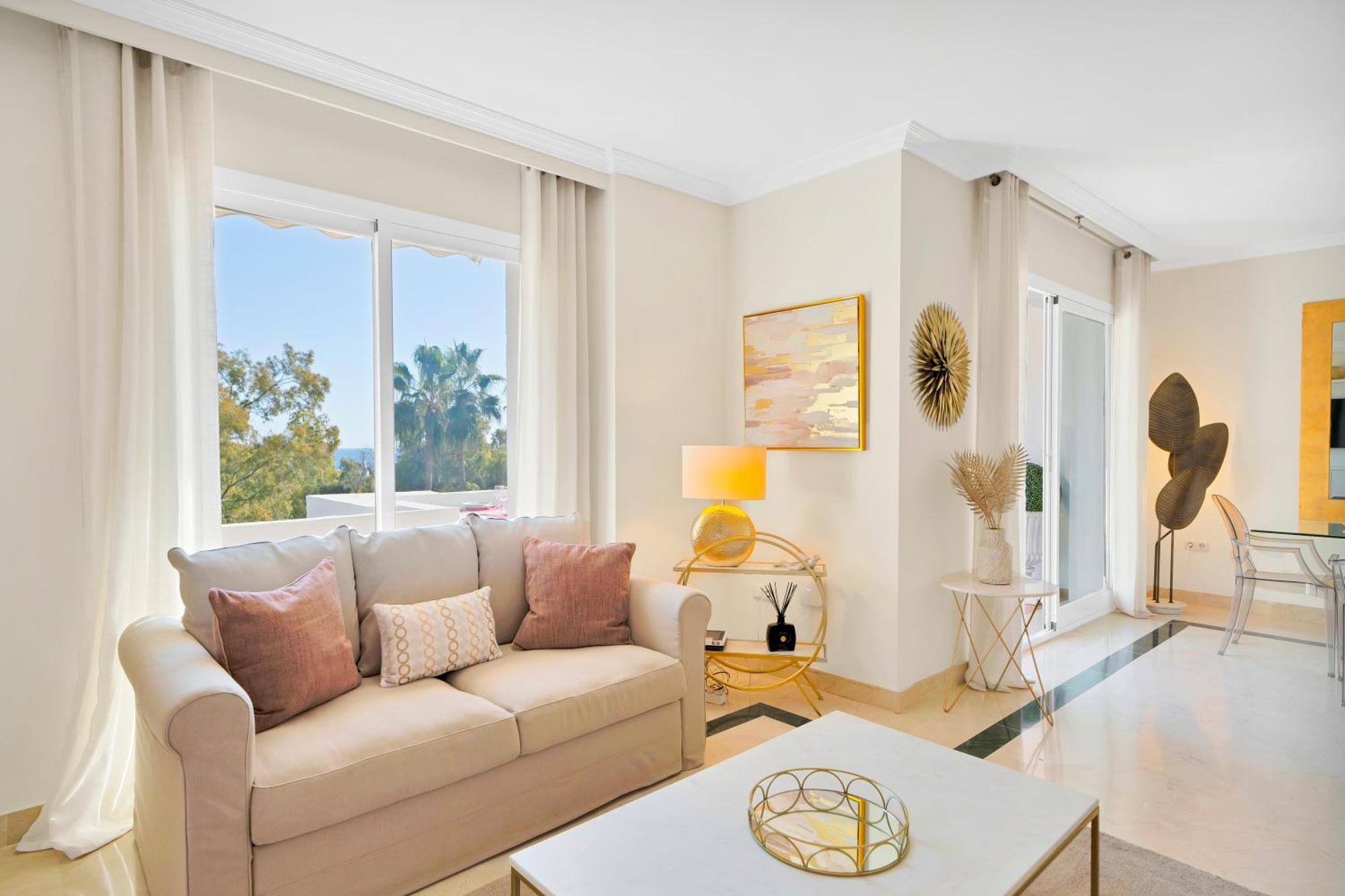 Exclusive Duplex Penthouse Sea Views In Marbella Golden Mile Appartement Marbella